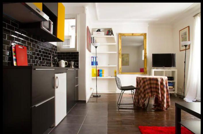 Appartement Proche Montmartre Париж Екстериор снимка