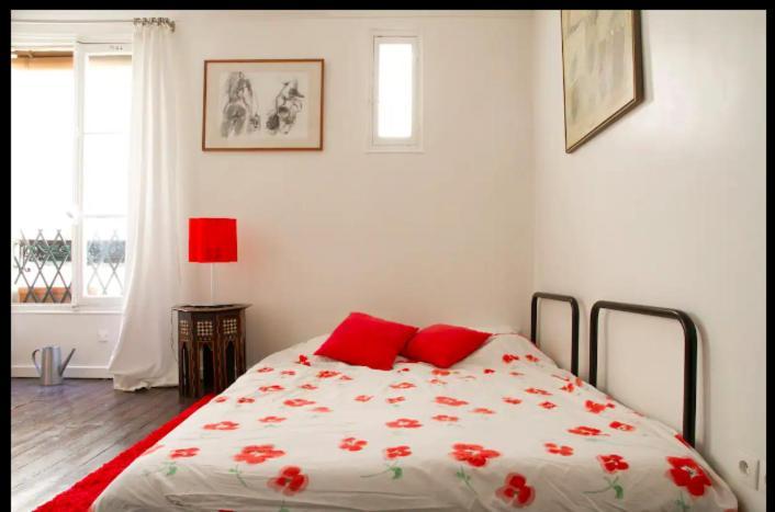 Appartement Proche Montmartre Париж Екстериор снимка